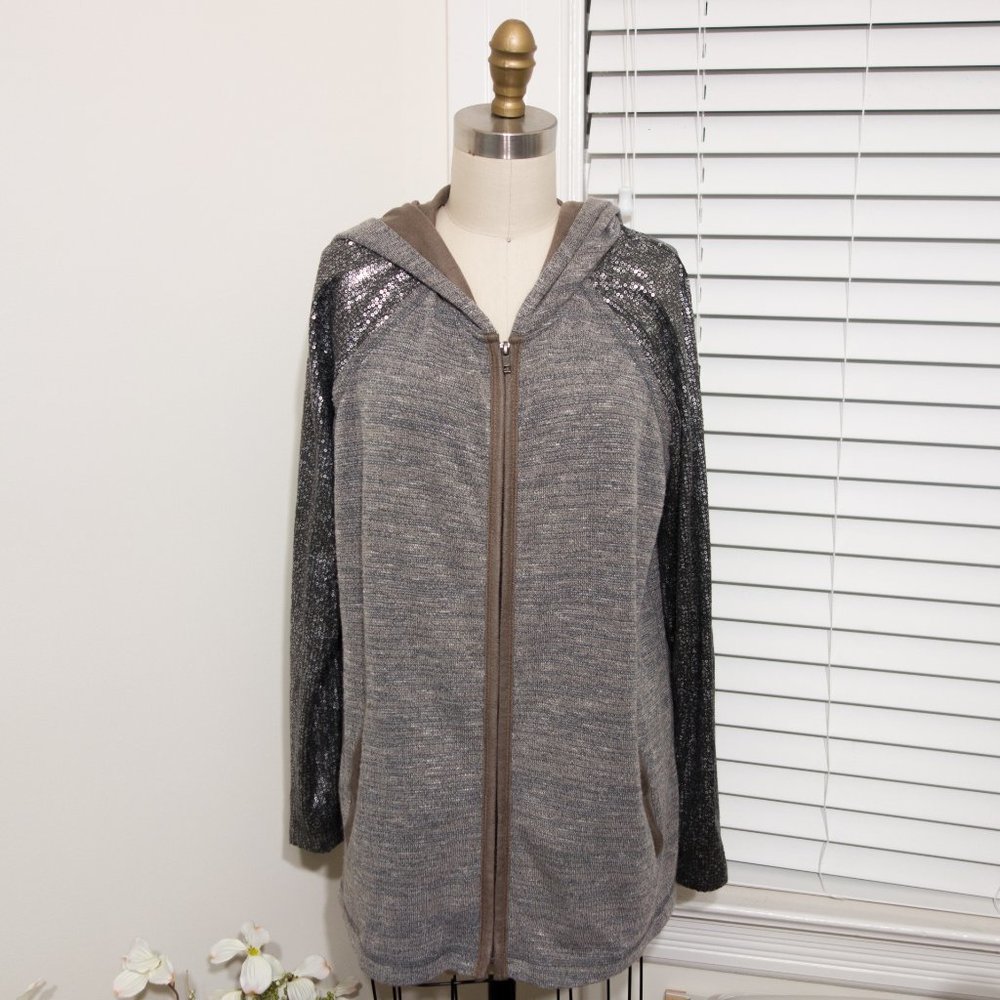 Hem & Thread - Picture 2 of 5